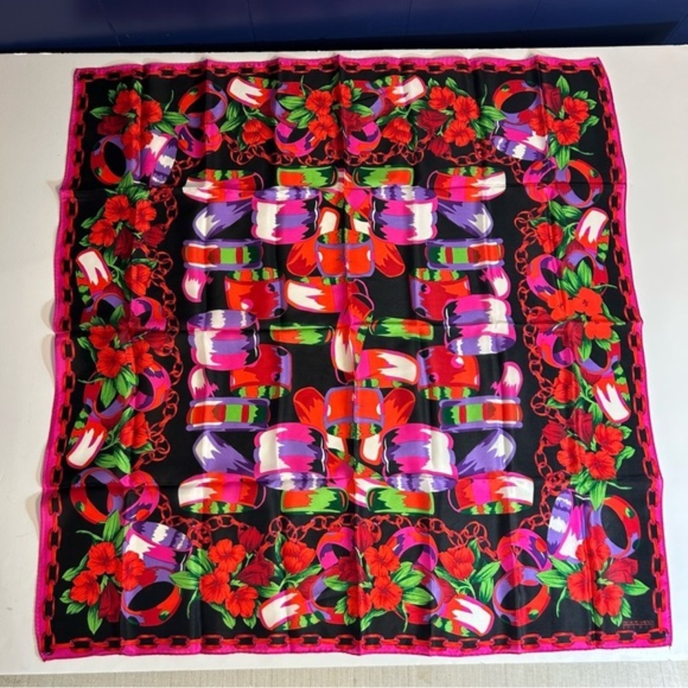 Oscar de la Renta Studio Vintage Silk‎ Scarf 31” Square